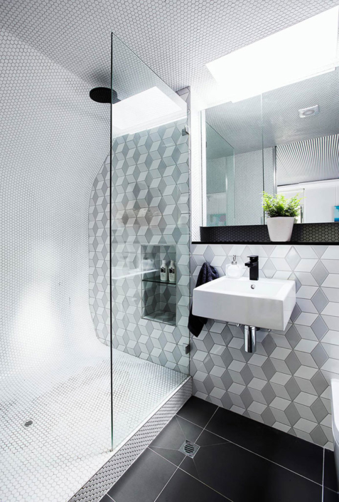 Bathroom with geometric tiles